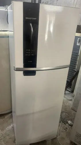 Geladeira Electrolux, 1.850 estado de semi nova frost free, faço a entrega
