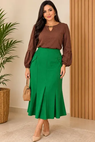 Roupas Femininas saia p grande, e blusa p que veste m . Saia R$ 80,00 e blusa R$ 50.00