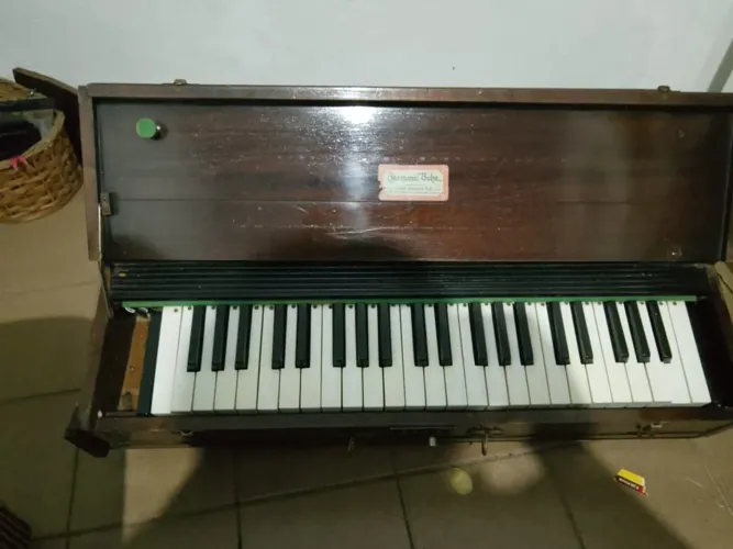 Harmonio antigo