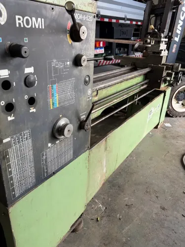 Torno mecânico  tomo