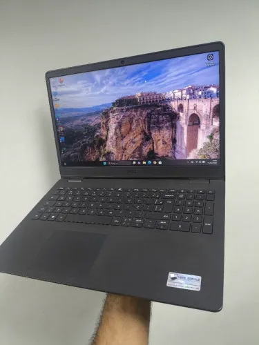 Dell i5 11geraçao, 8gb ddr4, SSD NVMe 256gb, vídeos iris grafic. Em até 10x sem juros.