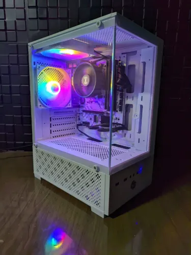 PC Gamer Entrada Ryzen 5 5600GT - B450m - 16Gb ddr4 - SSD 240GB