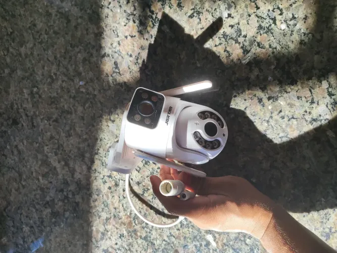 Câmera de segurança , semi nova.!!
