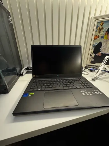 Notebook Gamer Acer Nitro V15 - i7 13° Geração l RTX 4050 l 16gb RAM