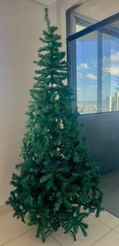 Árvore de Natal 2,10 m (Biakini: 1.000 galhos)