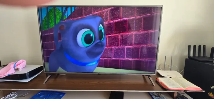 Vendo Smart TV LG 49" 4K (Modelo 49UJ6565)