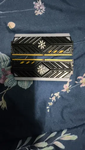 Memória Ram 2x8GB DDR4 3000Mhz