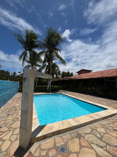 Casa grande com piscina na Barra de São Miguel 