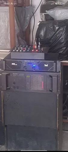 Vendo pa1800x muito novo perfeito