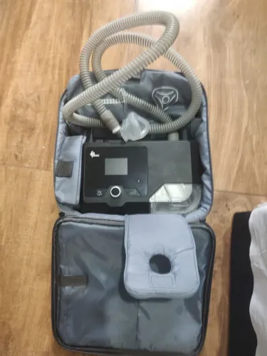 Aparelho cepap cm umidificador e maleta semi novo