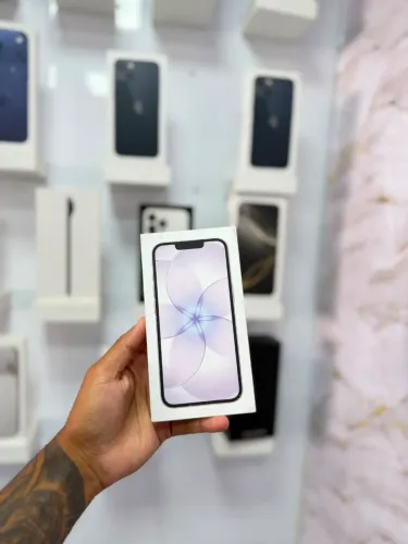 IPHONE 17e 512GB<br>R$ 4.799