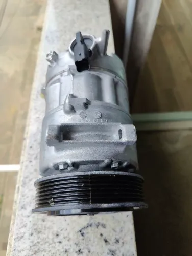 Compressor do ar condicionado Peugeot/ Citroen THP