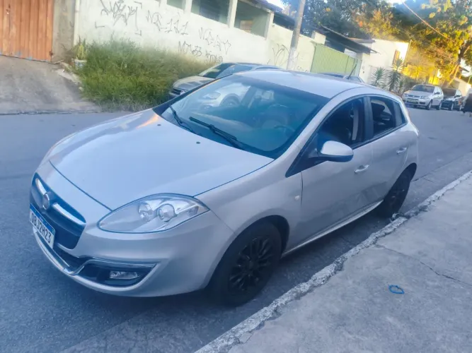 Fiat Bravo Essence Dualogic 1.8 Flex 16V 5P 2016