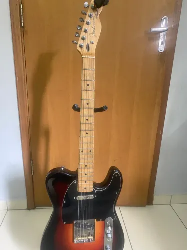 Guitarra telecaster