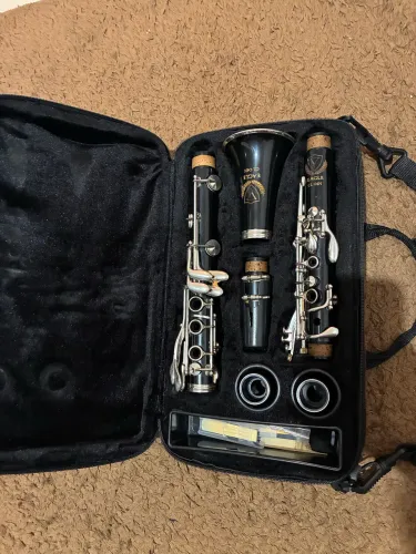 Clarinete Eagle Sib