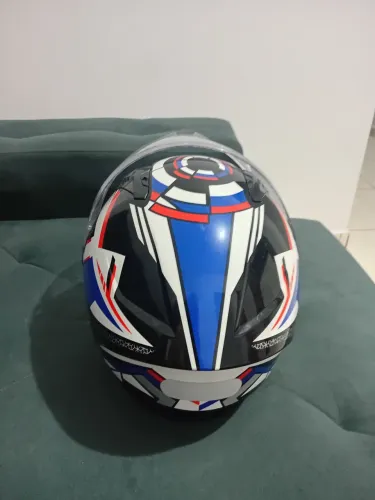 Vendo capacete xtroy numero 58