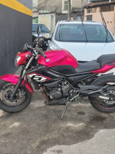 Xj6 N 600 cor rosa !