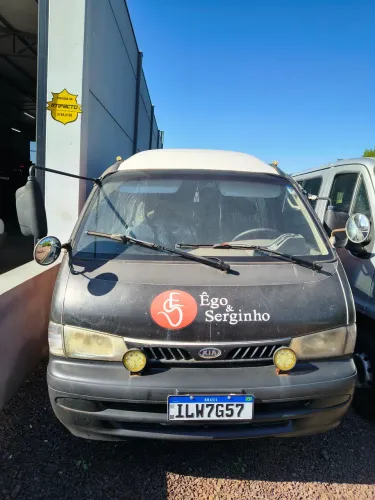 Kia Motors Besta GS Grand 3.0 8V 16L Diesel 2004