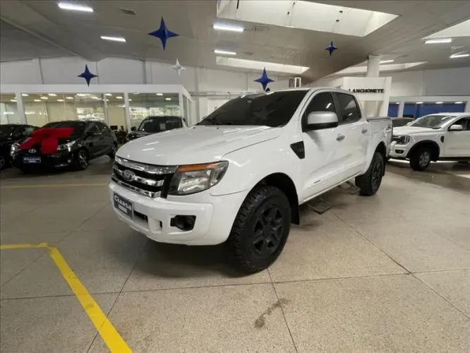 Ford Ranger XL 2.8 8V 135cv 4X4 CE TB Diesel 2014