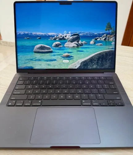 Apple MacBook Pro, tela 14", M3 Pro, space black, SSD 512 GB, 18GB Ram, MRX33LL/A