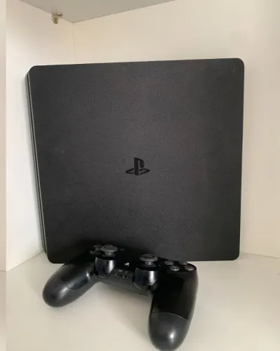 PS4 slim 500 GB só digital