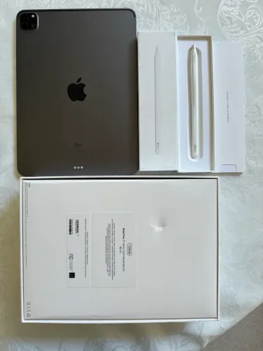 iPad Pro 11" 3ª Geração (Chip M1) 128GB Wi-Fi + Apple Pencil 2ª Geração