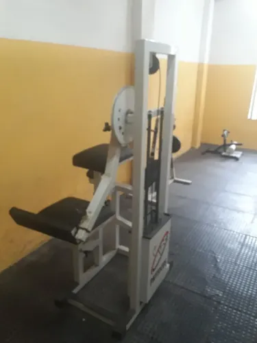 maquina de gluteos