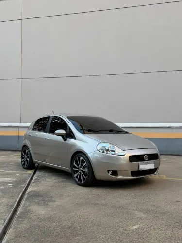 Fiat Punto Attractive 1.4 Fire Flex 8V 5P 2012