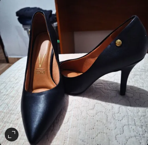 Scarpin Vizzano Salto Alto Preto
