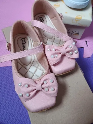 Sapato menina 23