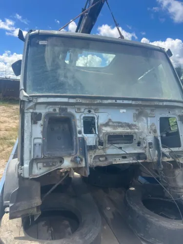 Cabine do Iveco 240e ano 10/11