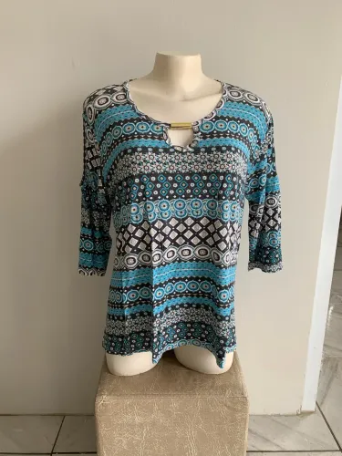 Blusa feminina manga 3/4 tamanho G