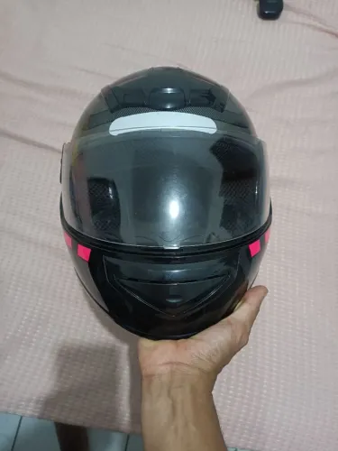 VENDE-SE CAPACETE TAM:56