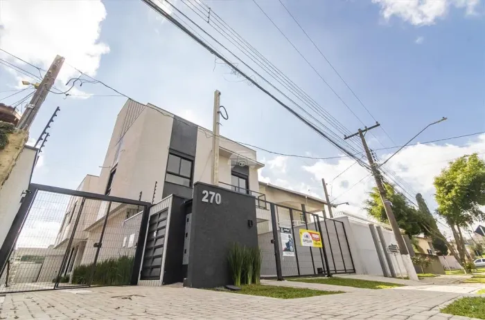 Casa em Condomínio para Venda em Curitiba, Orleans, 3 dormitórios, 1 suíte, 3 banheiros, 2