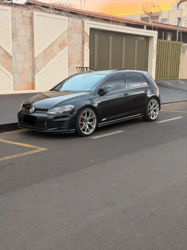 Volkswagen Golf GTI 350 TSI 2.0 230cv 16V Aut. 2019