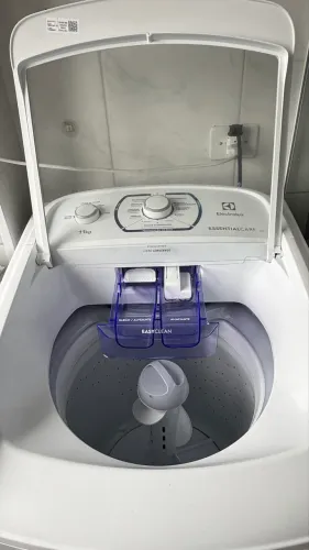 Máquina de Lavar Electrolux Essential Care 11kg (LES11)