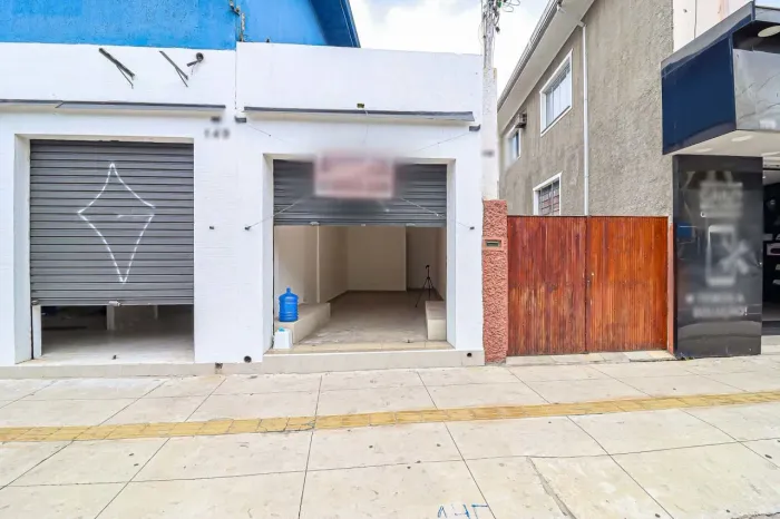 Loja na Avenida de Pinedo, 137 - Loja 2  40 m²