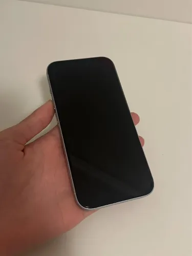 iPhone 15 128GB