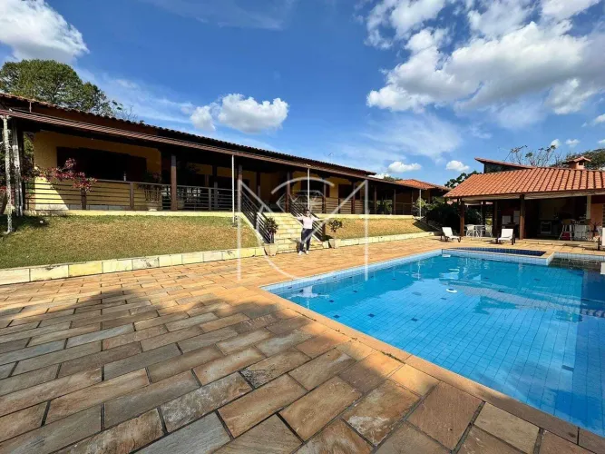 CONDOMÍNIO NOSSA FAZENDA - Casa à venda em Esmeraldas/MG