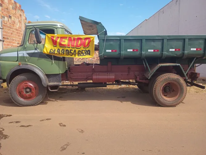 Caminhão Benz 1975