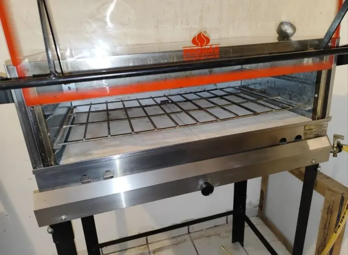 Forno Refratário A Gás  62 Litros Inox 