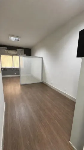 Sala comercial no Centro de Cachoeiro de Itapemirim - ES