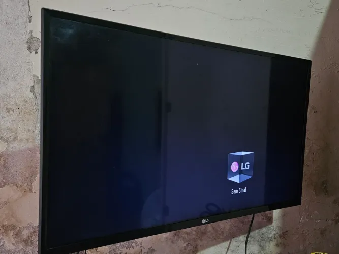 TV LG 32" 32LV300C