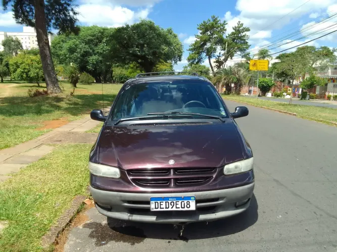 Chrysler Grand Caravan LE 3.3 AUT 2000