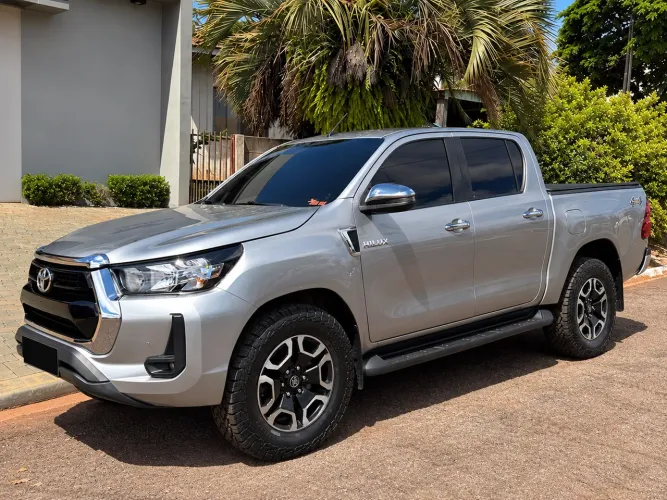 Toyota Hilux CD SRV 4X4 2.8 TDI Diesel Aut. 2022