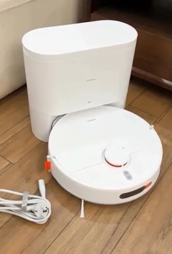 Robô Xiaomi com Base Autolimpante H40 - Lacrado