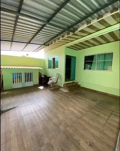Vendo casa no bairro das quintas wl05