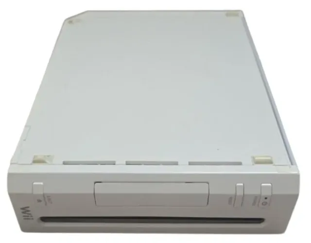 Nintendo® Wii branco desbloqueado + controle de GameCube + cartão SD de 2 GB + adaptor