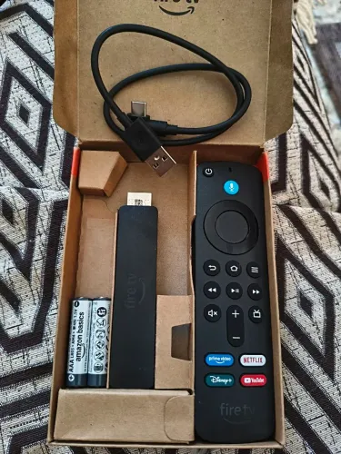 Novo Amazon Fire Stick - TV FULLHD 3° geração