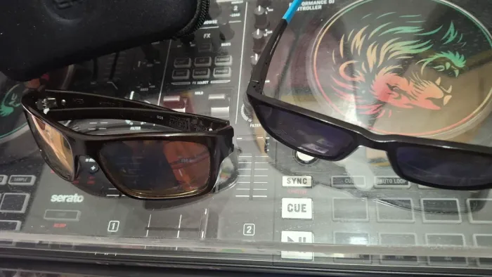 2. Oculos de sol surf